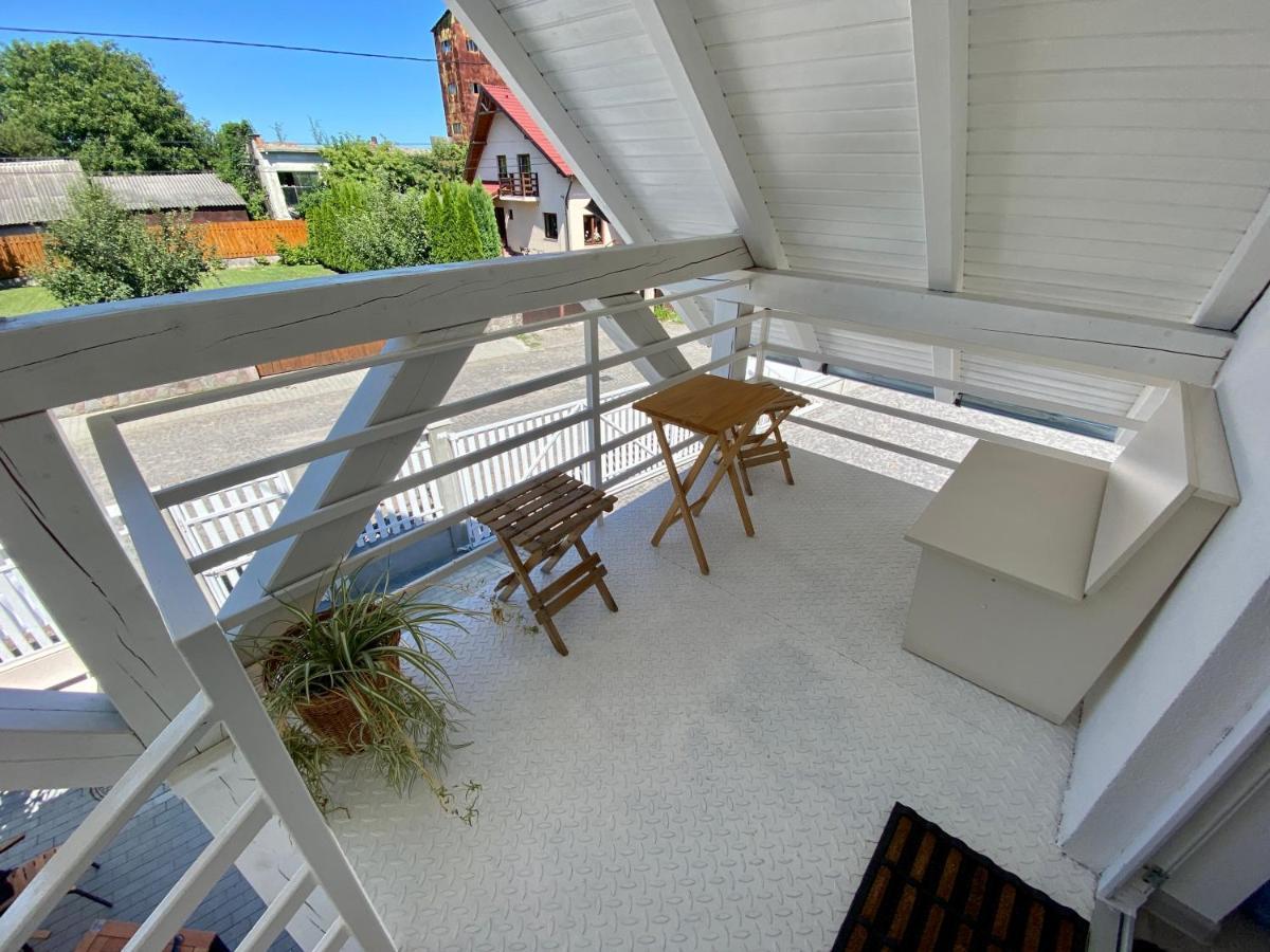 Pixel Guesthouse เตอร์กู เซกูเยสก์ ภายนอก รูปภาพ